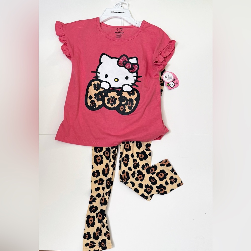 Hello Kitty 2 piece outfit pink t-shirt and leopard legging set girls size M